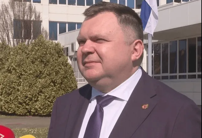 Srbijanski medij optužuje ministra unutrašnjih poslova RS-a za djelovanje protiv Vučića