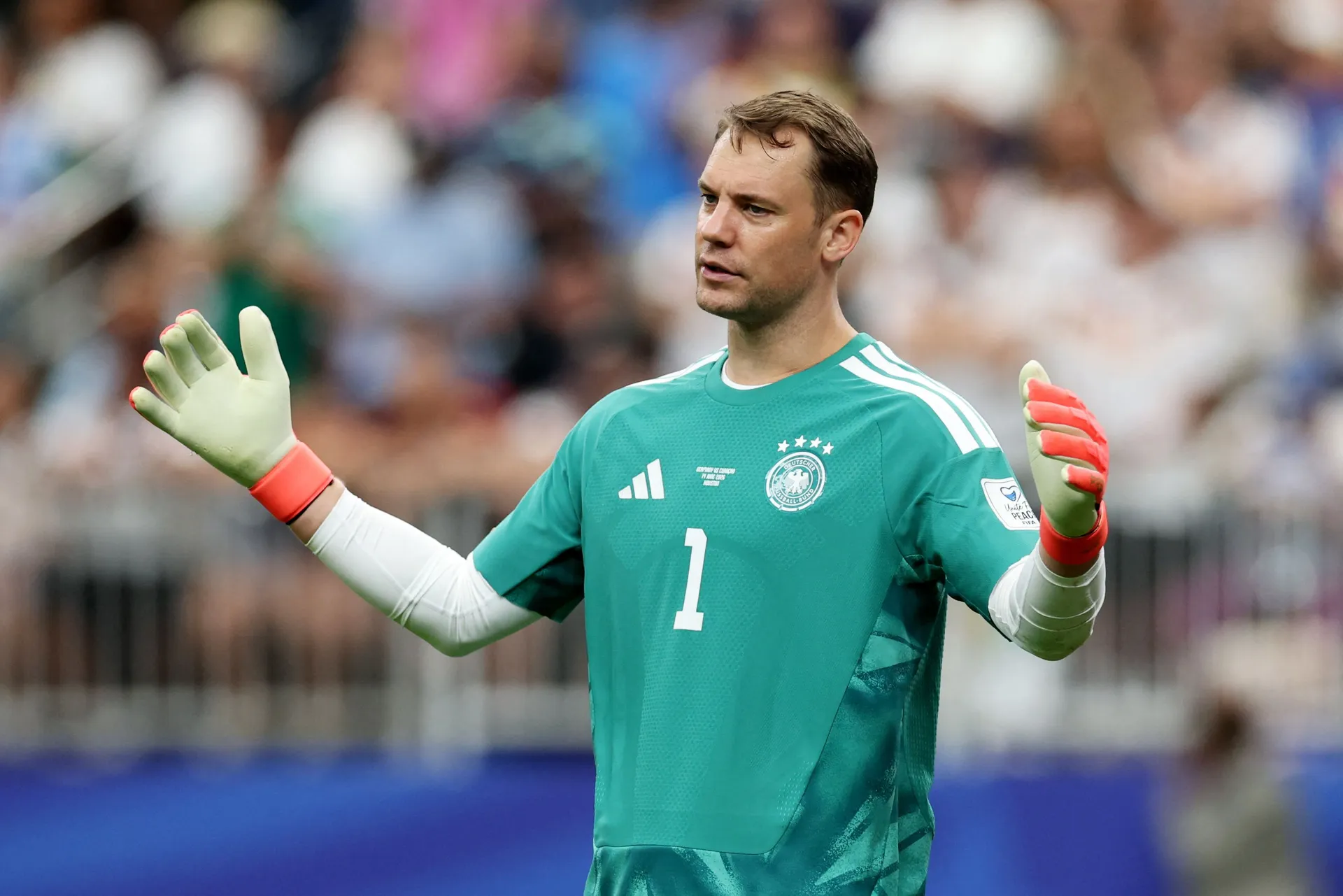 Neuer ispisao historiju Njemačke i postao najstariji reprezentativac