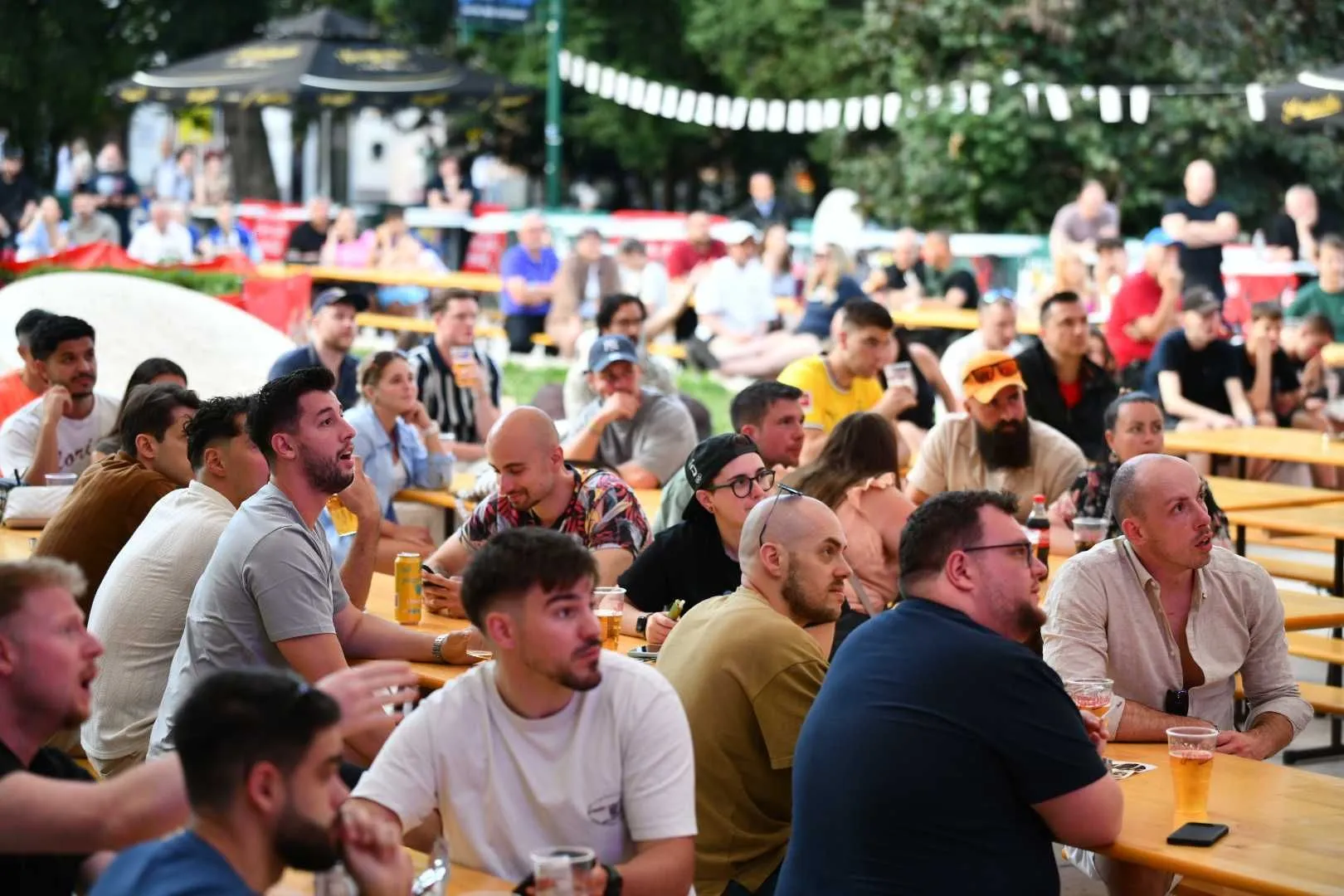  Turisti i navijači ispunili fan zonu: Jedni uz Curacao, drugi uz Njemačku
