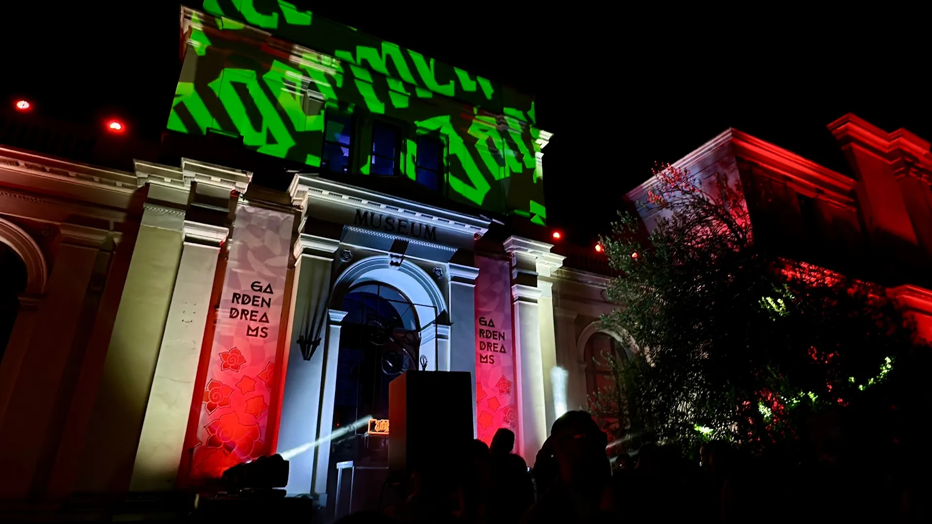 Garden of Dreams otvoren uz Denisa Sultu, večeras ples na krovu zgrade Svjetlosti - slika 2