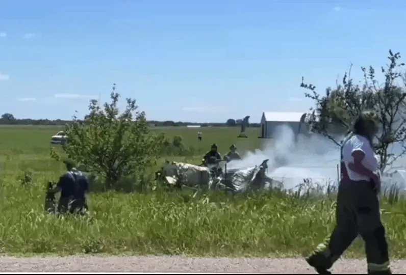 SAD: Srušio se avion neposredno nakon polijetanja, poginulo 12 osoba