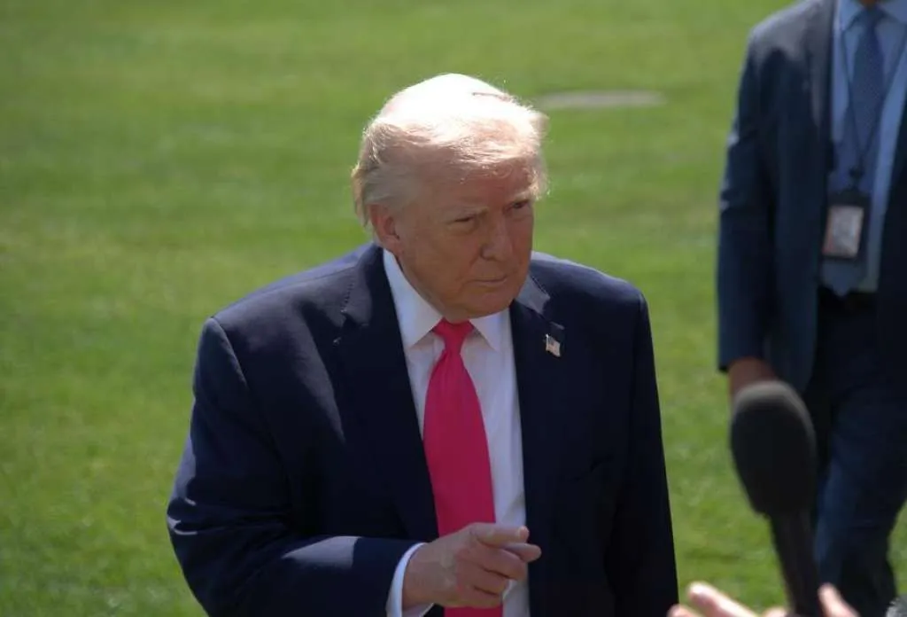 Trump o sporazumu s Iranom: Ako mi se ne bude svidio, ponovo ćemo im bacati bombe na glavu