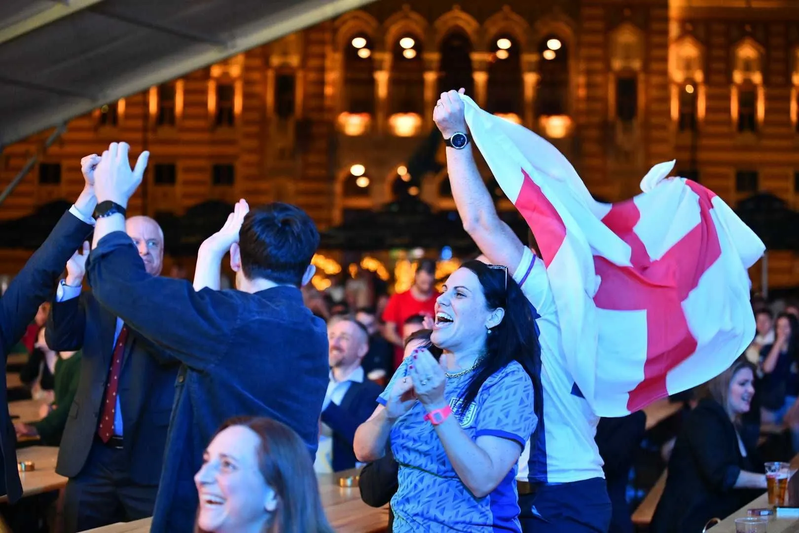 Utakmica Engleska - Hrvatska u fan zoni "I am from Bosnia"