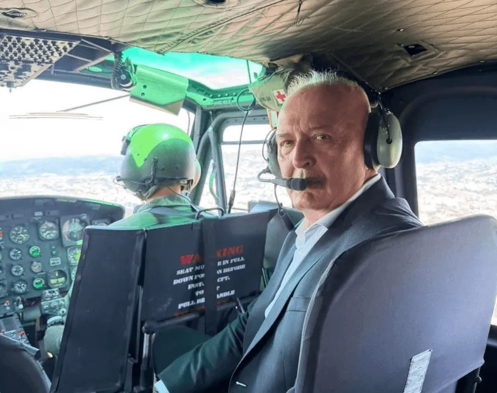 Helez helikopterom nadlijetao Banjaluku, pa ručao u centru grada