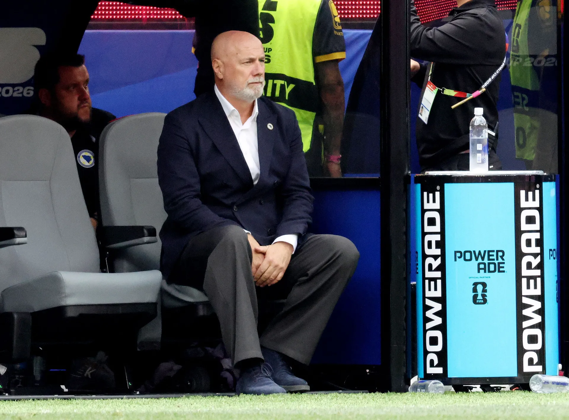 Soccer Football - FIFA World Cup 2026 - Group B - Switzerland v Bosnia and Herzegovina - Los Angeles Stadium, Inglewood, California, U.S. - June 18, 2026 Bosnia and Herzegovina coach Sergej Barbarez IMAGN IMAGES via Reuters/Kiyoshi Mio