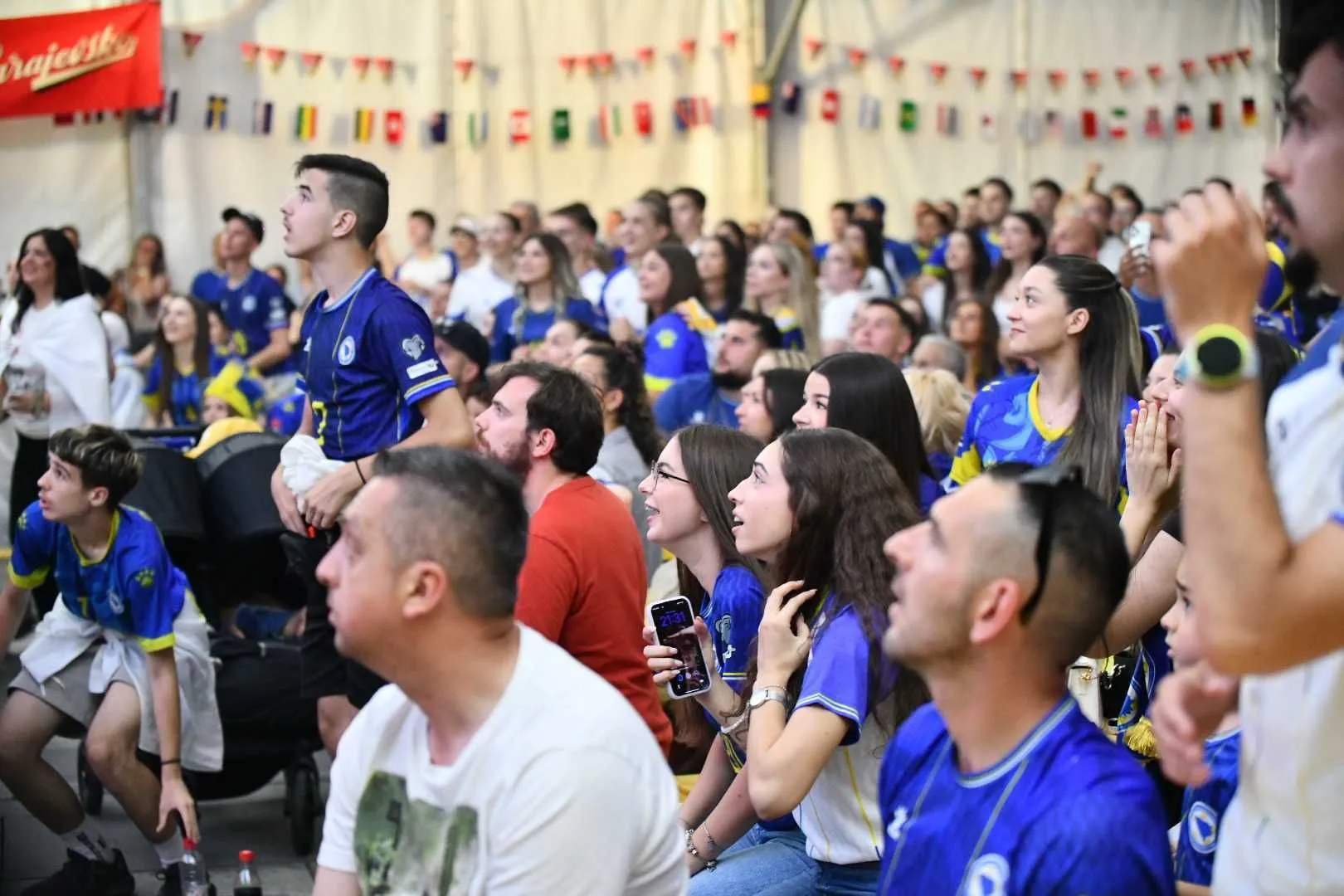 Kafići u Starom Gradu mogu raditi do 5:00 na dan utakmice BiH - SAD, čekamo vas u fan-zoni