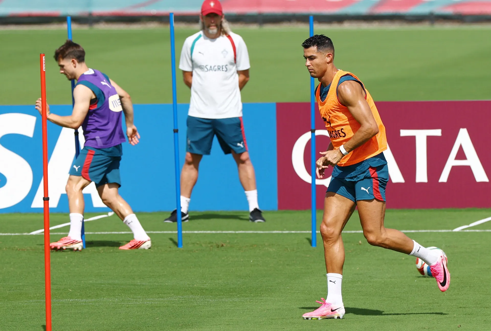 Neves zbog najbezazlenije moguće izjave o Ronaldu prolazi kroz pakao