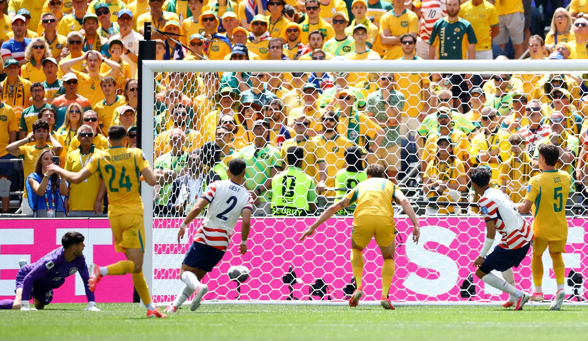 Soccer Football - FIFA World Cup 2026 - Group D - United States v Australia - Seattle Stadium, Seattle, Washington, U.S. - June 19, 2026 Australia's Cameron Burgess scores an own goal and the first goal for U.S. REUTERS/Albert Gea