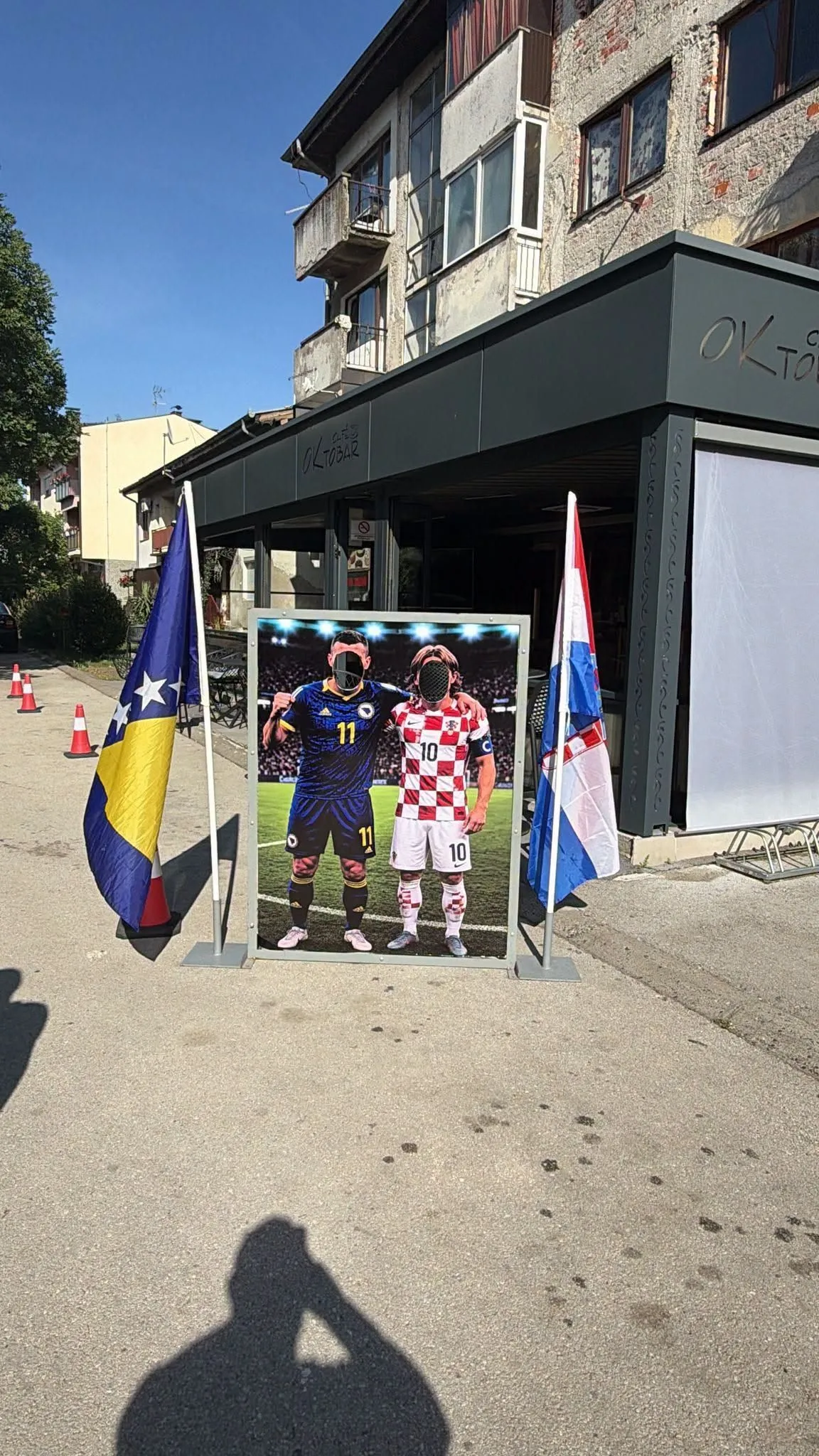 Foto-kutak s Džekom i Modrićem u Odžaku postao simbol zajedništva, navijači oduševljeni