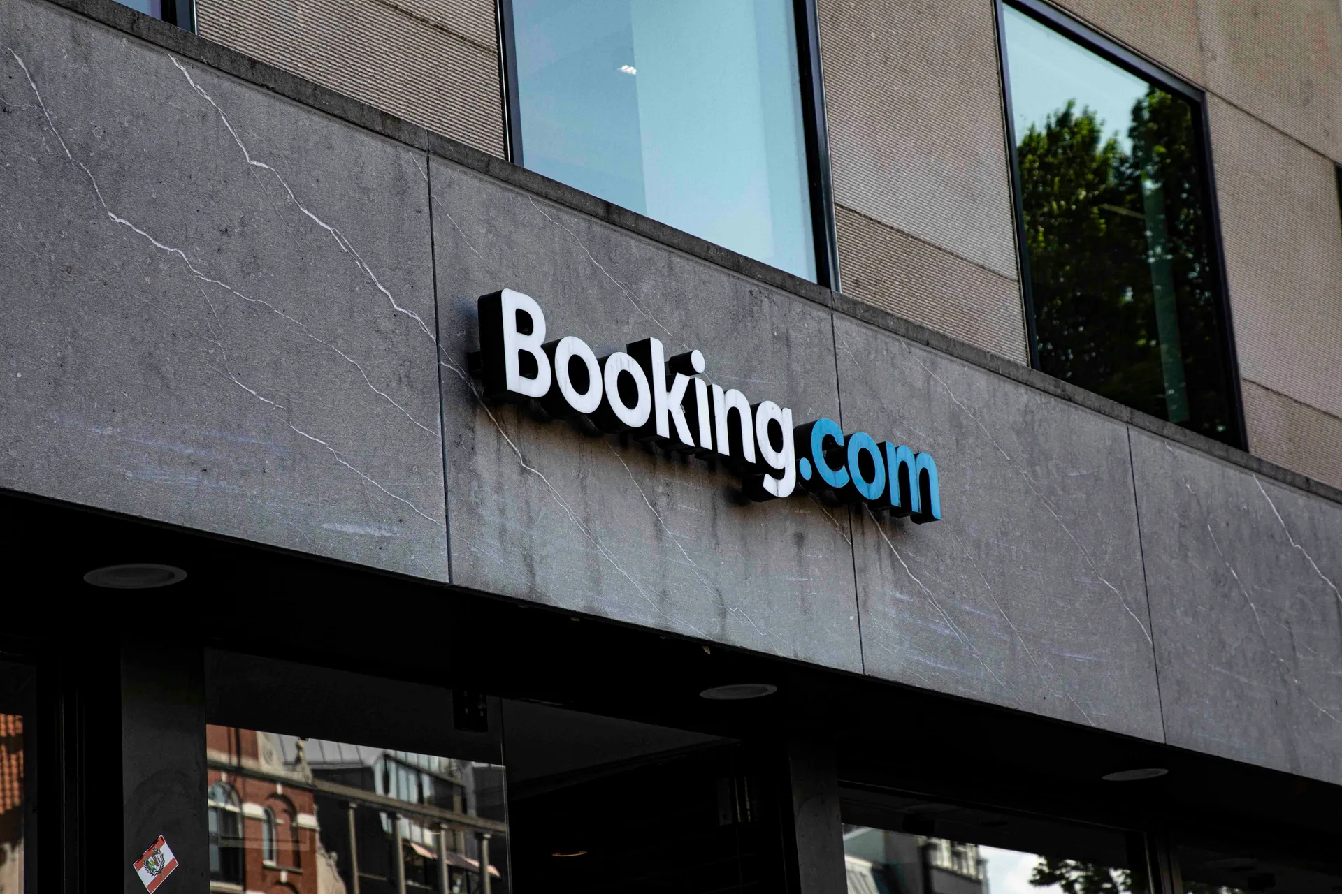 Šta znači najavljena strožija kontrola Airbnb-a i Booking-a u BiH i može li se provesti?