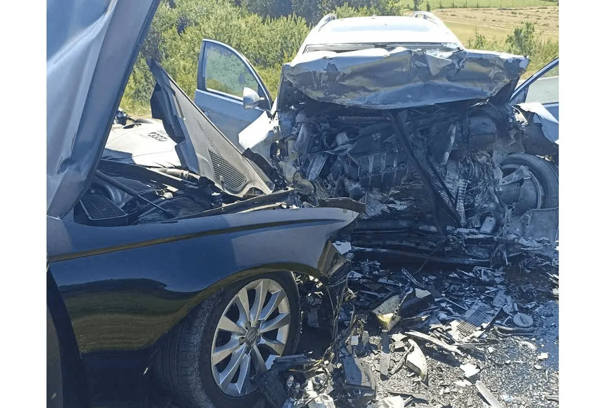 Saobraćajna nesreća na putu Banjaluka - Prijedor, u sudaru četiri auta poginule tri osobe
