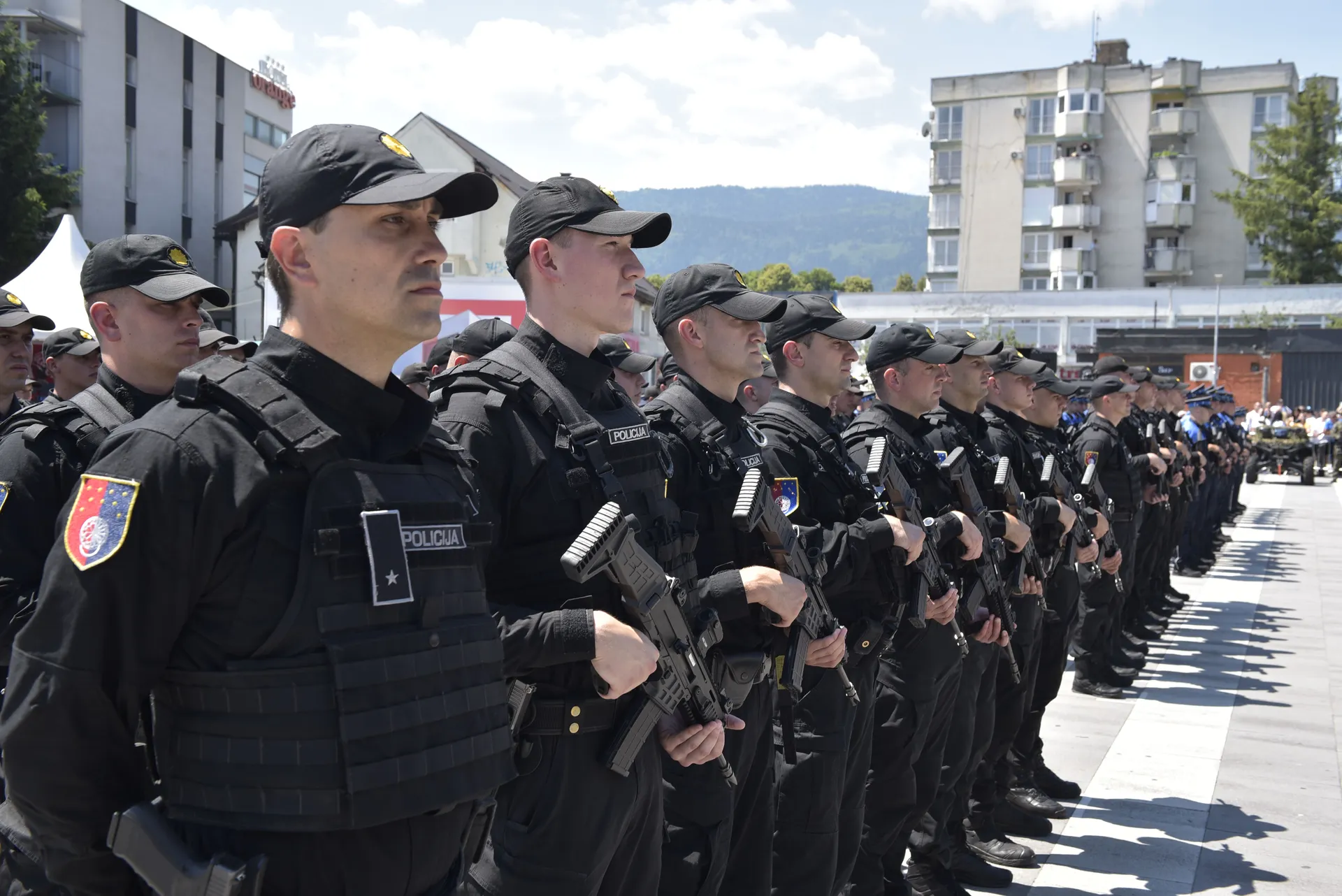 Sarajevo dobija 96 novih policajaca