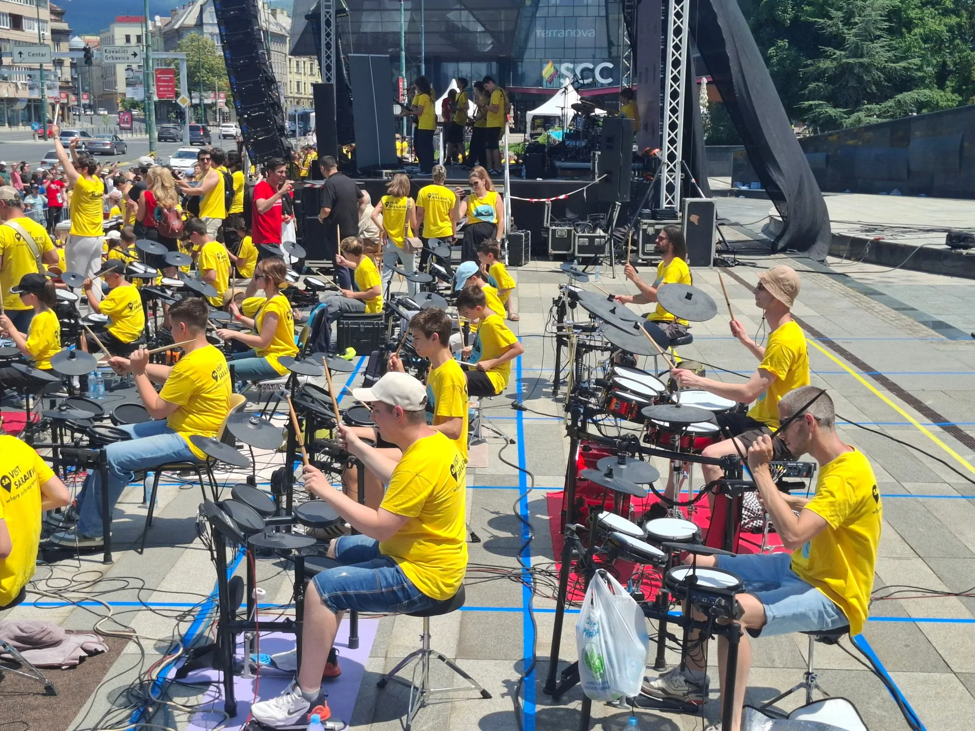 600 mladih muzičara iz BiH, regiona i svijeta na Trgu BiH