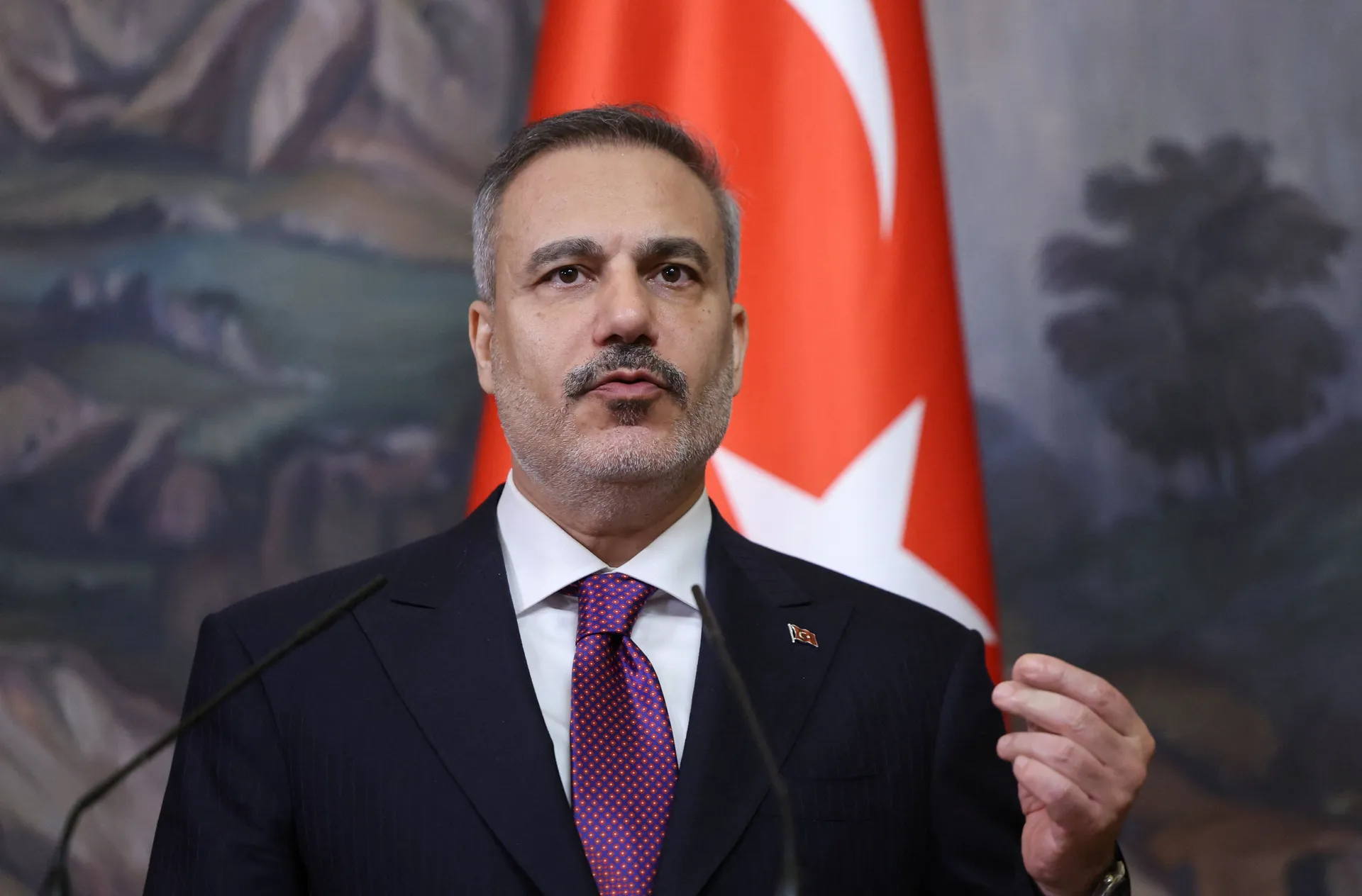 Fidan: Izrael čeka priliku da sabotira pregovore SAD-a i Irana