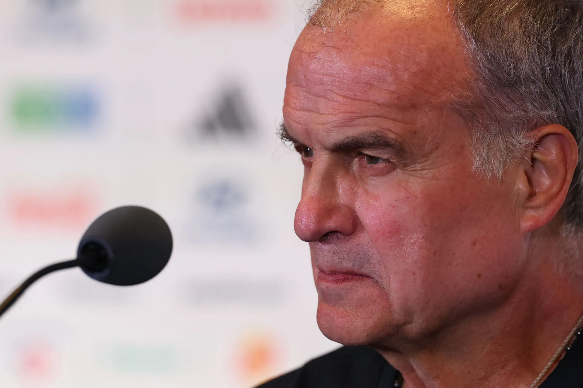 Bielsa protiv pauza za vodu, fudbal ne treba dijeliti na četvrtine