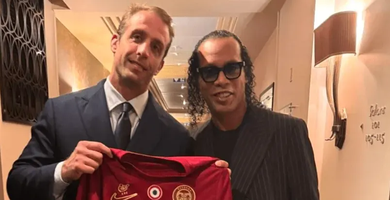  Ronaldinho potpisao za italijanski klub, evo kakvi su detalji ugovora