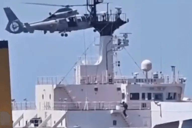 Francuski komandosi zaplijenili ruski tanker u Sredozemnom moru, Rusija govori o piratstvu