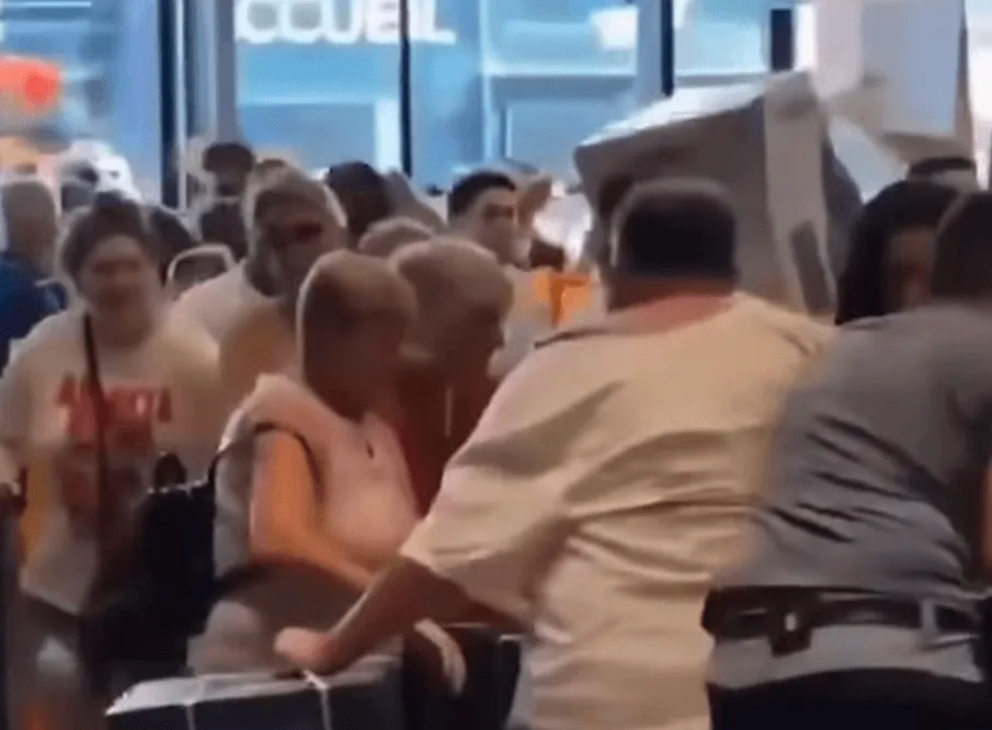 Evropa "gori", u Francuskoj se tuku za ventilatore, bolnice prepune