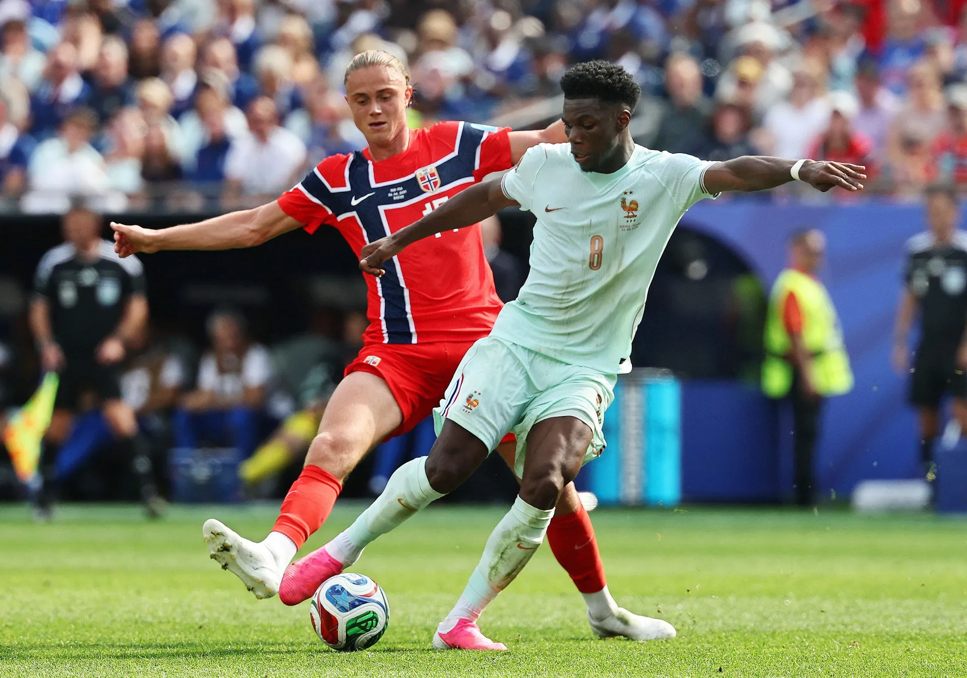 Real spreman prodati Tchouamenija, United prati rasplet u Madridu