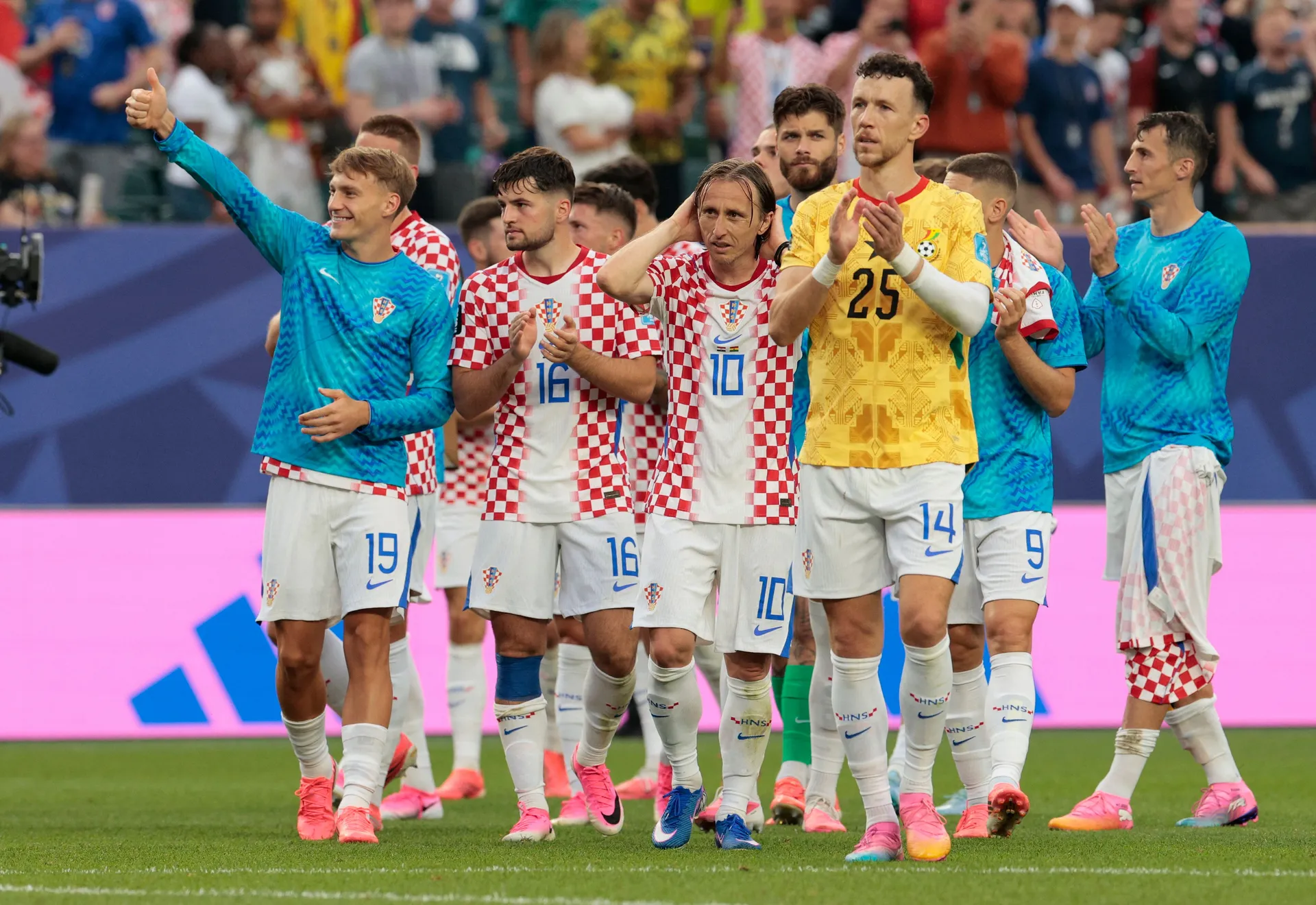 Luka Modrić negirao poziv Mourinha i progovorio o kraju karijere