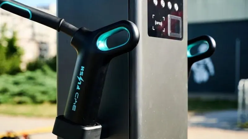 BYD FLASH Charging