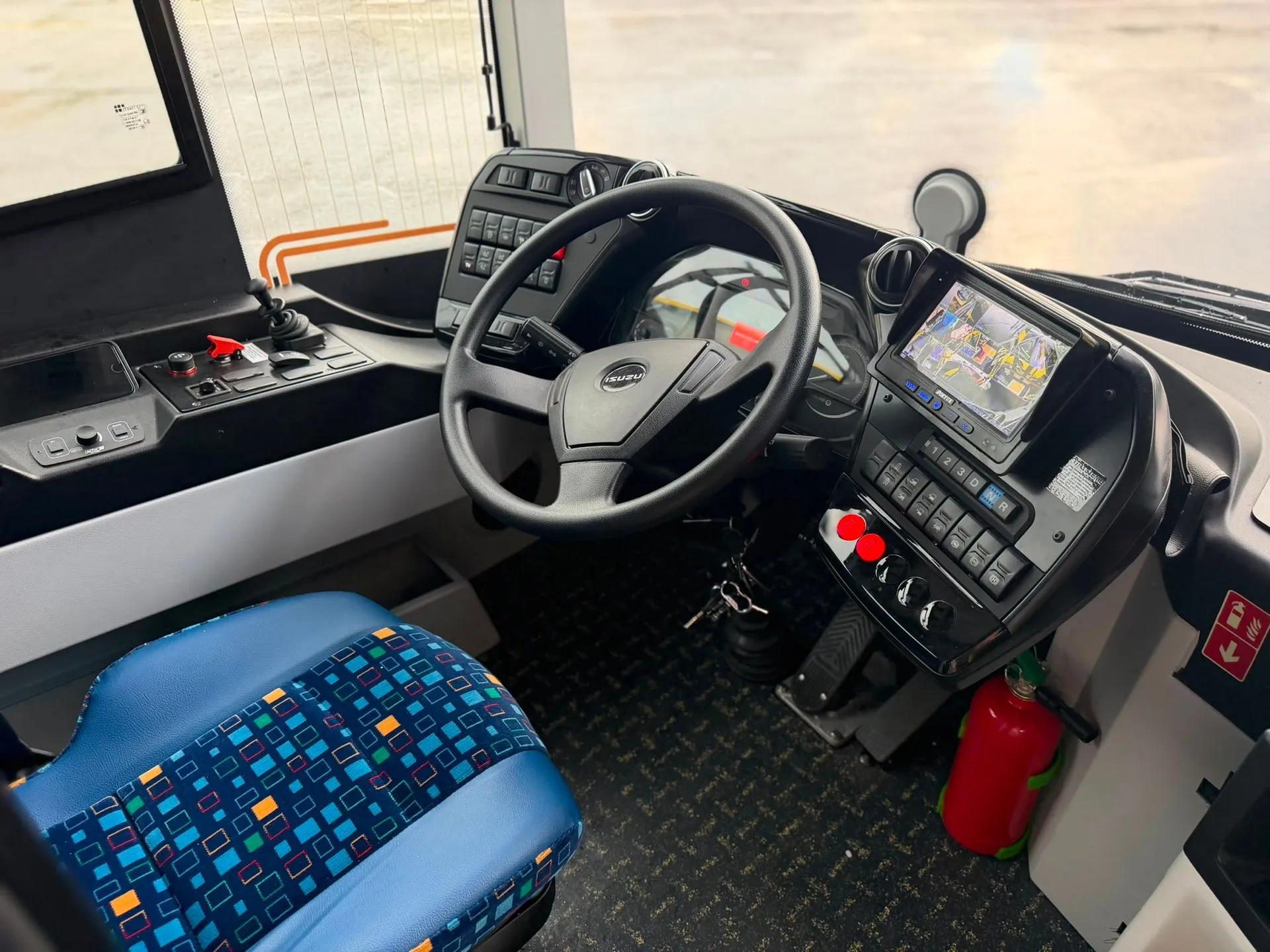 Stigli novi autobusi
