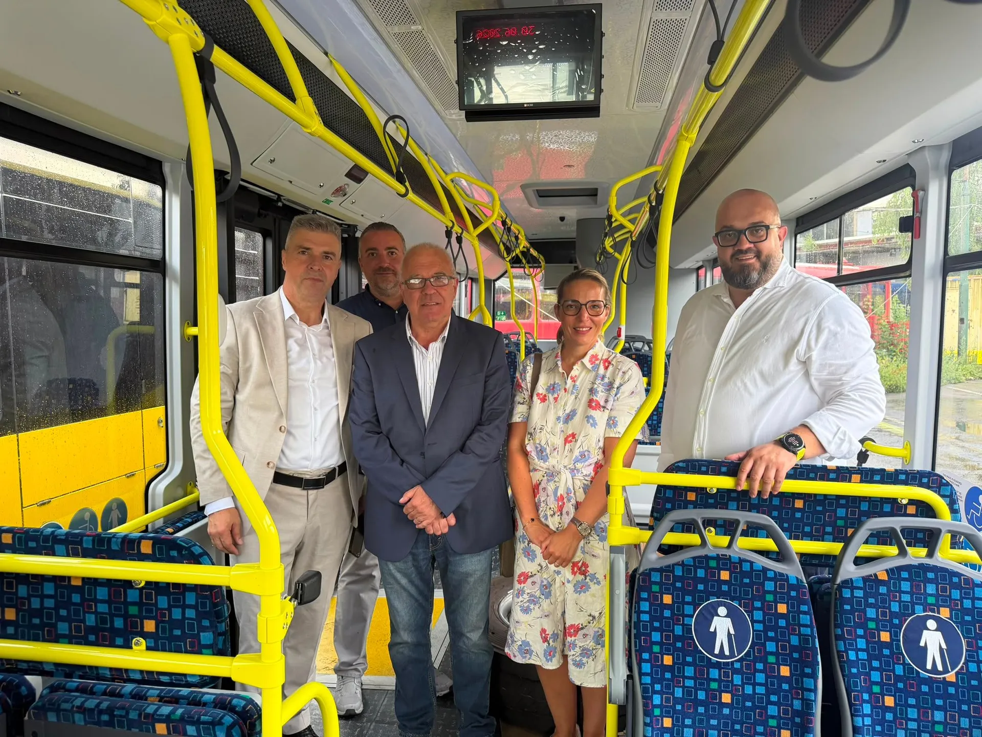 Stigli novi autobusi