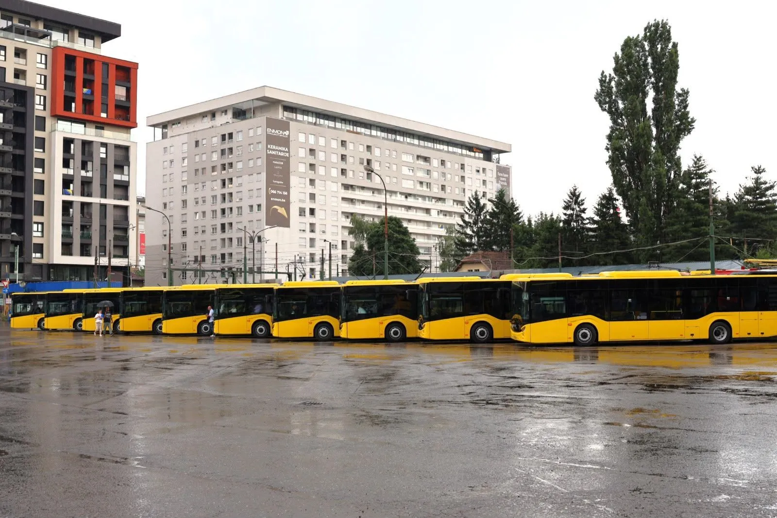 Stigli novi autobusi
