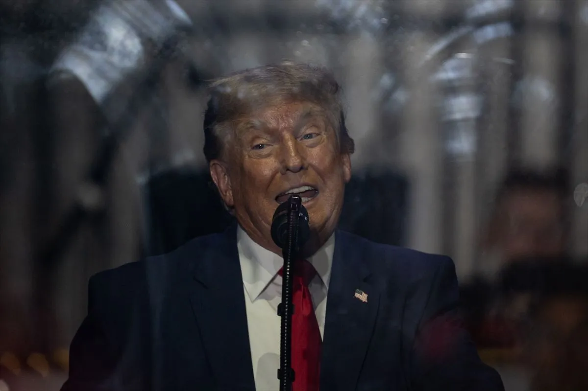 Trump bogatiji za milijardu dolara: Zarađivao na kriptovalutama, satovima i Biblijama