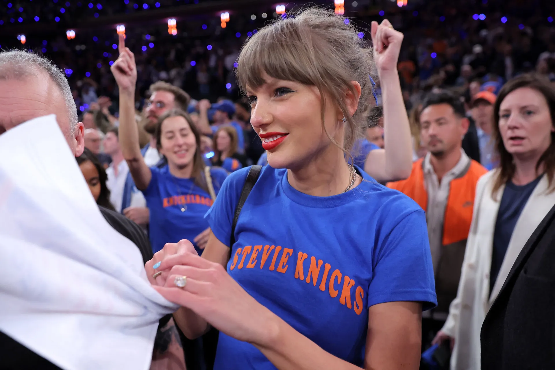 Sve je spremno za veliki dan, otkriveni detalji vjenčanja Taylor Swift i Travisa Kelcea