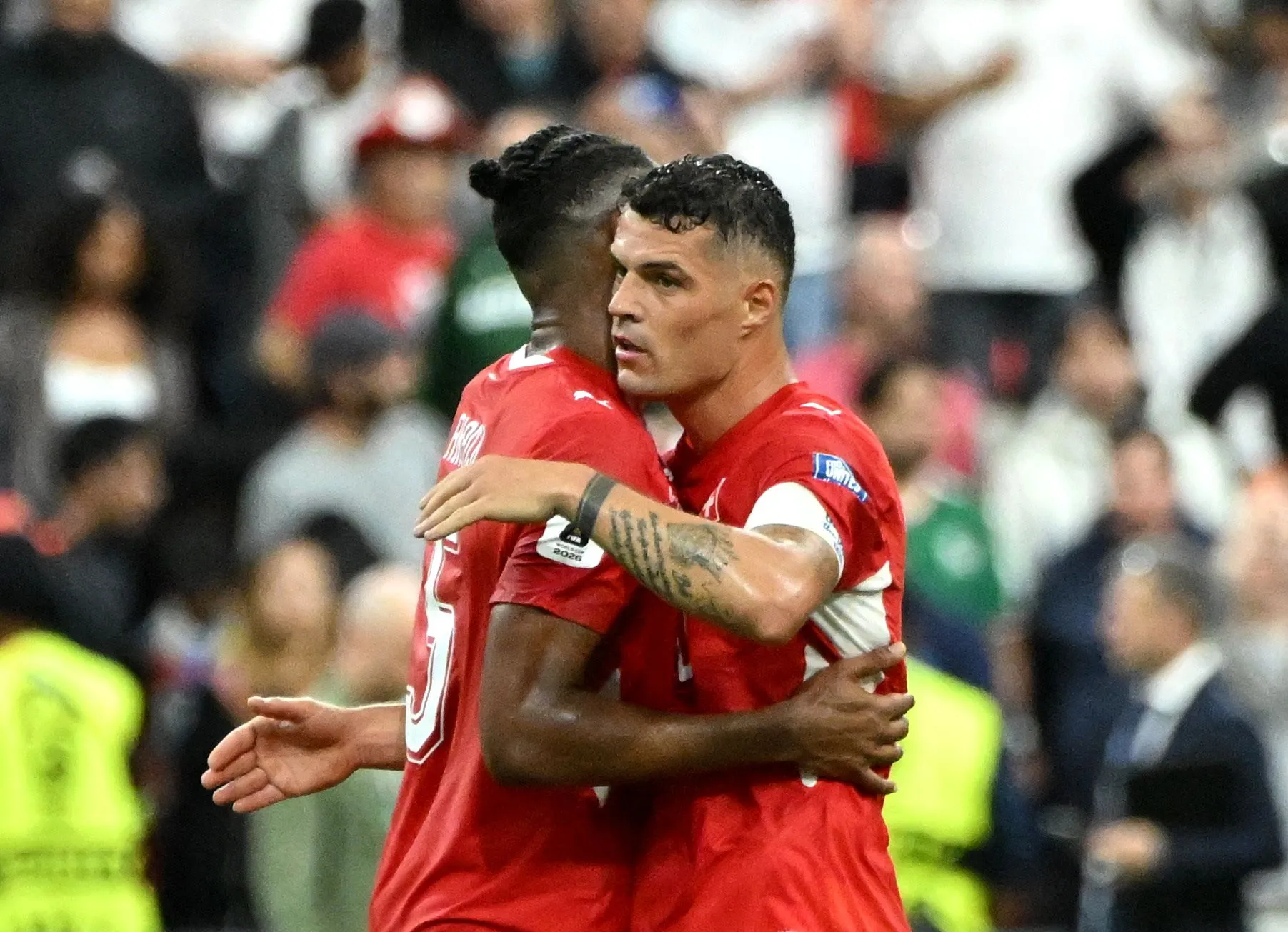 Chelsea želi Xhaku, Sunderland ne želi prodati svog kapitena
