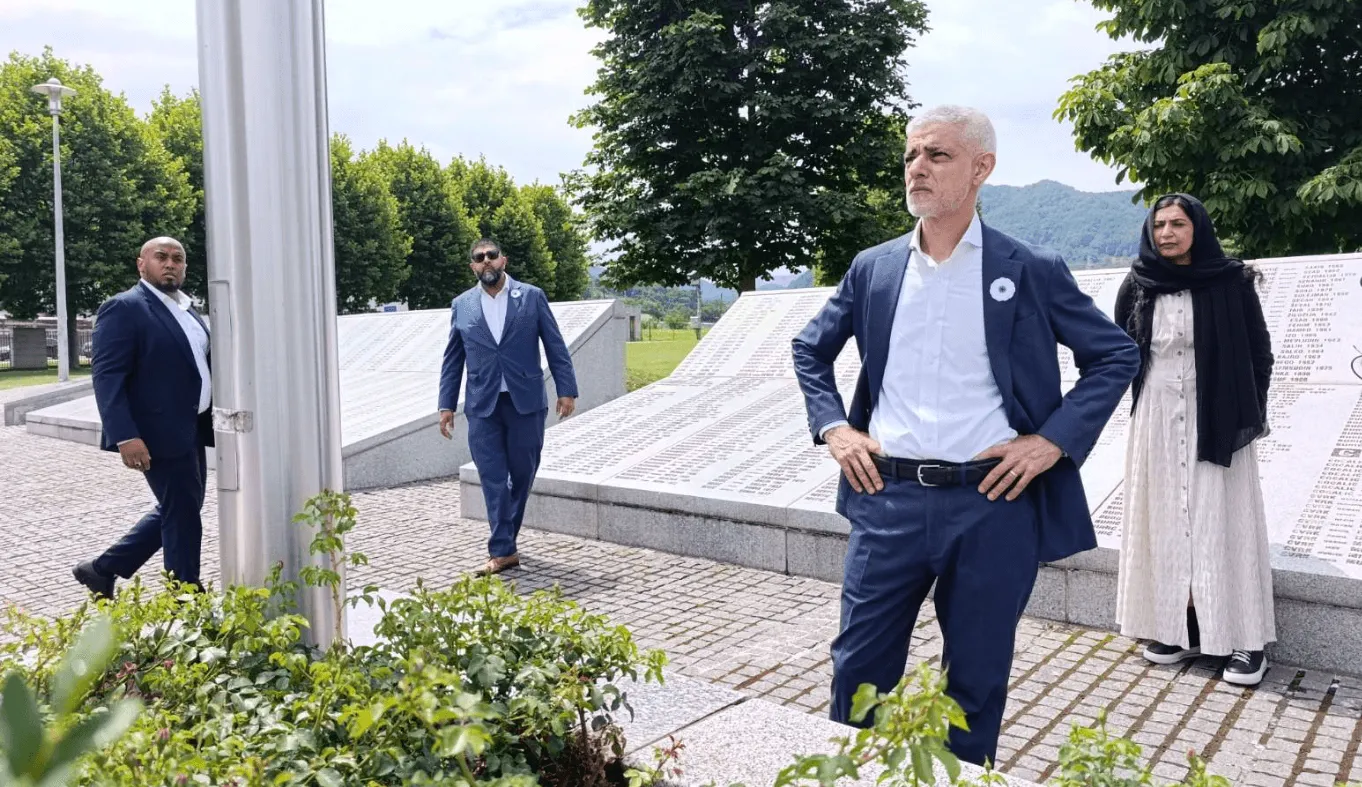 Gradonačelnik Londona Sadiq Khan posjetio Memorijalni centar Srebrenica