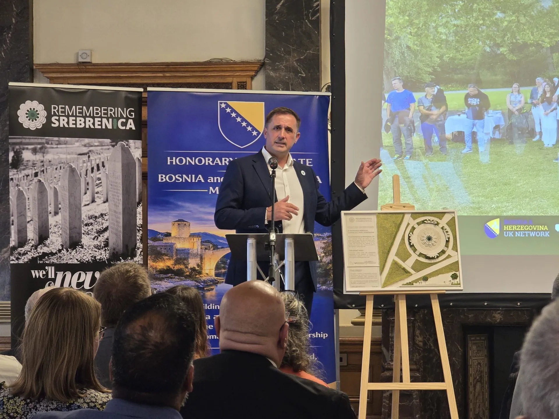 Komemoracija povodom godišnjice genocida u Srebrenici