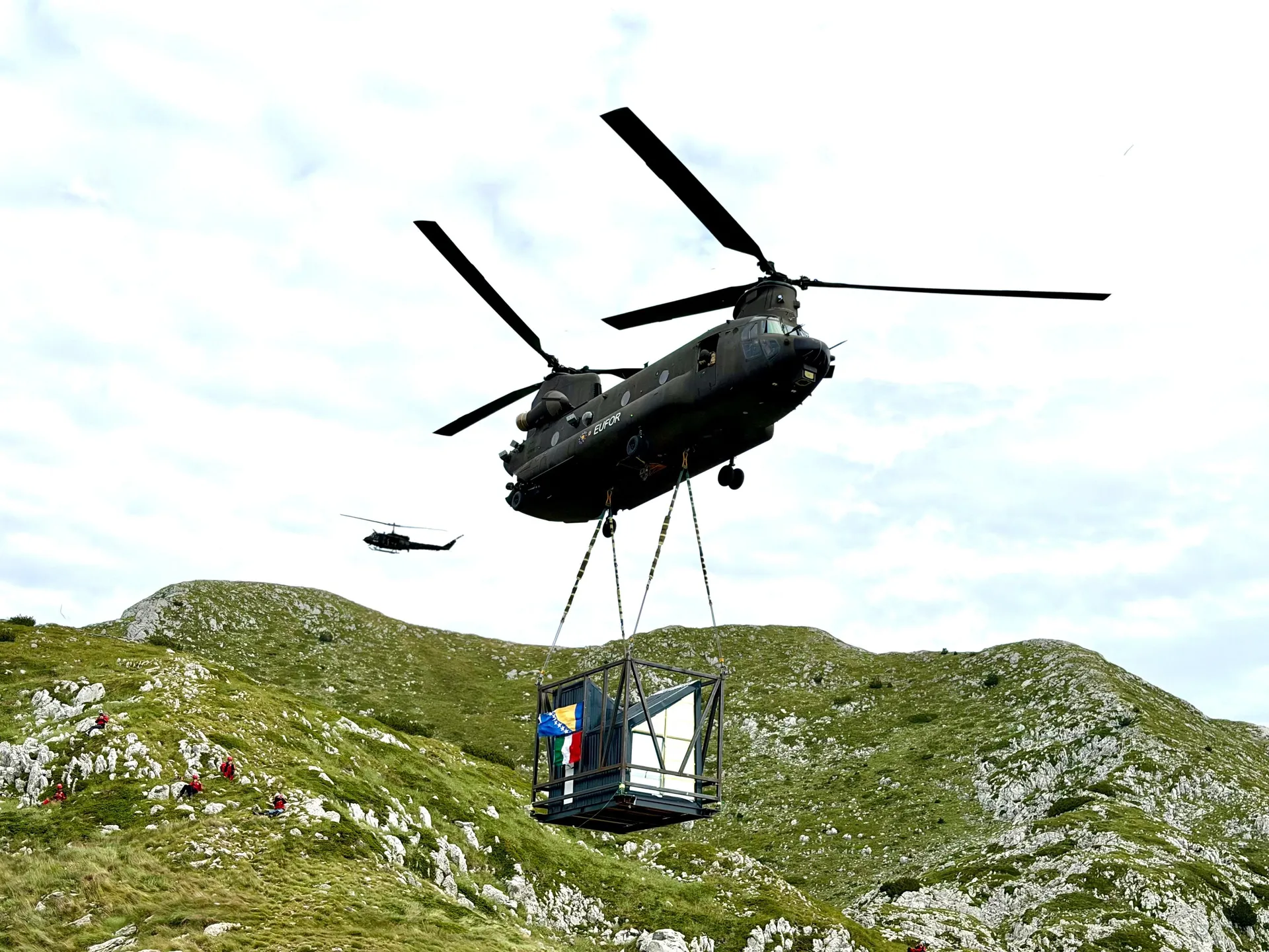 EUFOR, CH-47 Chinook