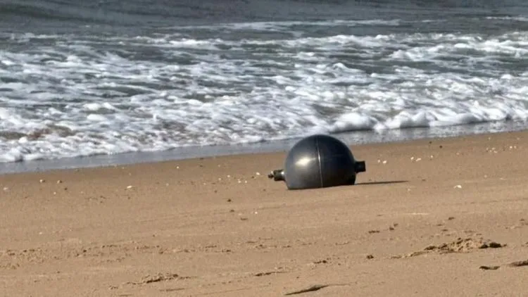 Misteriozne svemirske kugle na plaži u Australiji