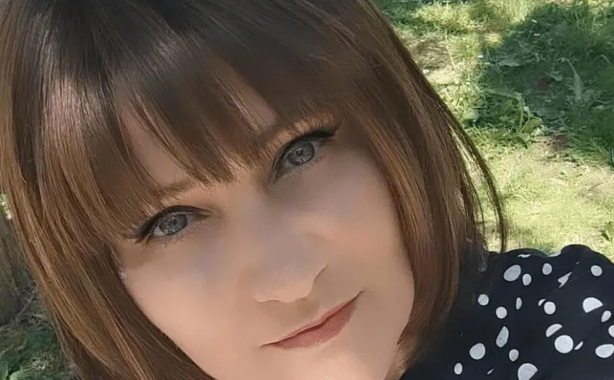 Asmira ima troje djece i devet godina vodi bitku sa karcinom, pomozimo joj u toj borbi