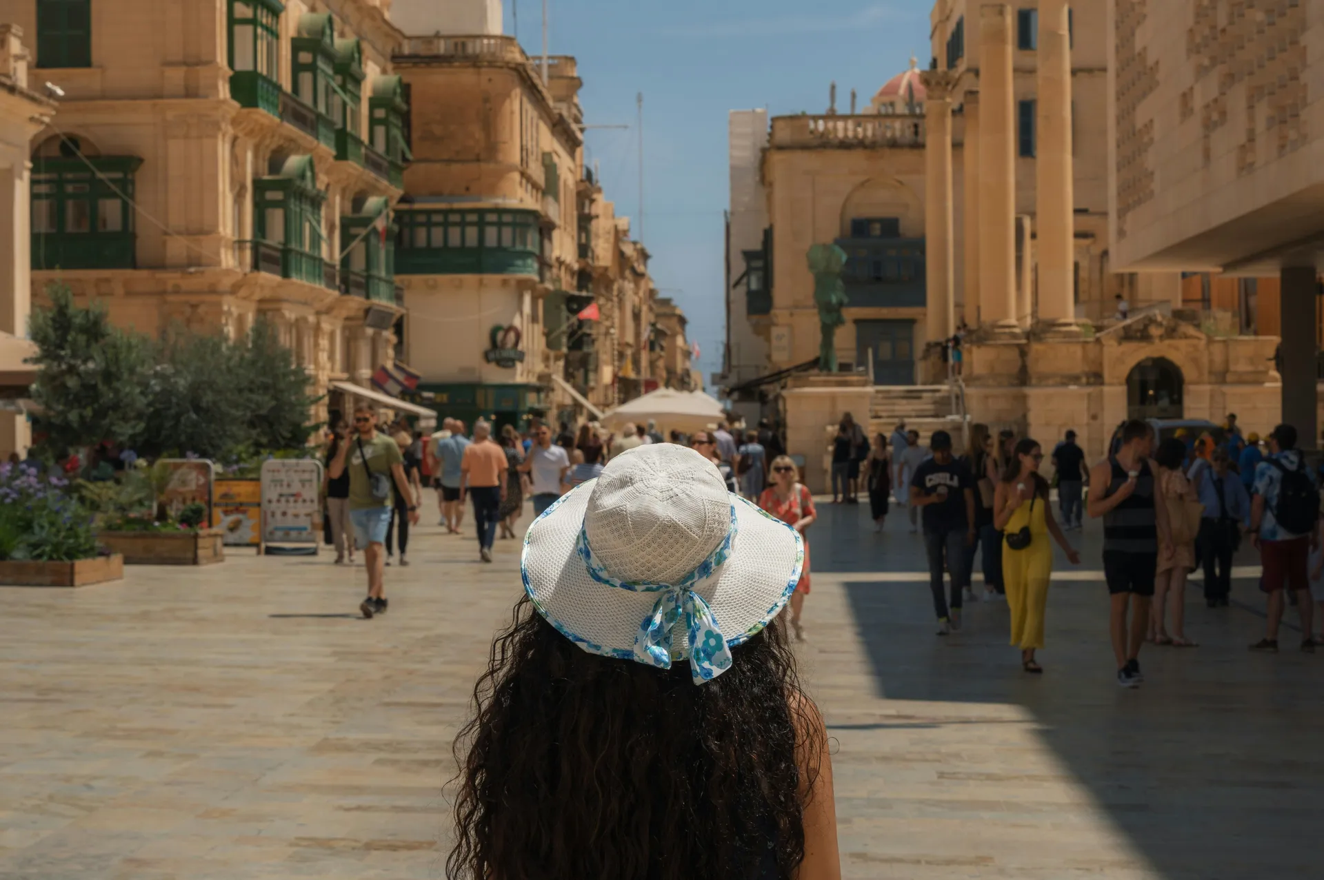 Ovaj mediteranski raj preplavili turisti, sedam puta ih je više od lokalnog stanovništva