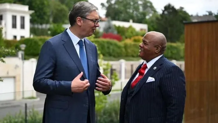 O pastoru Marku Bernsu: Kako je Vučić postao 'duhovni diplomata'