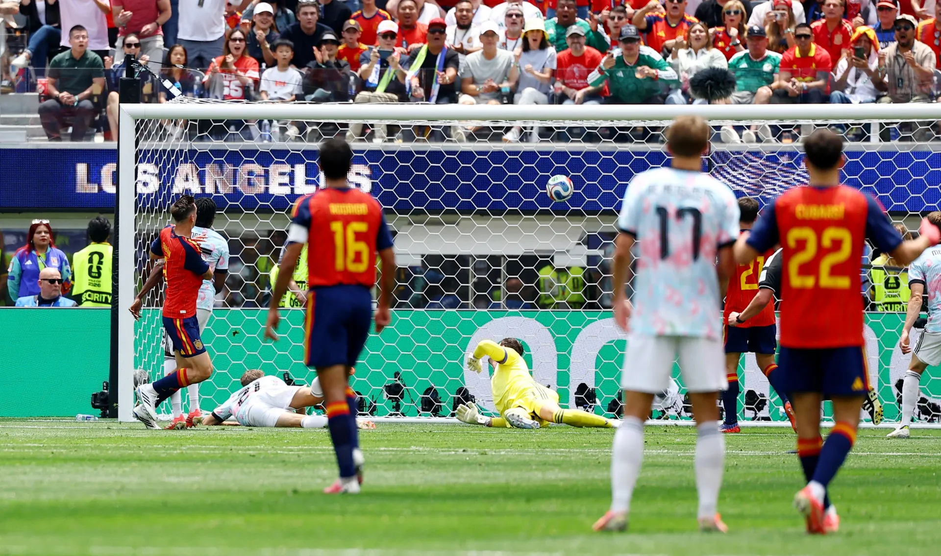 (VIDEO) Ruiz odbitak pretvorio u vodstvo Španije protiv Belgije