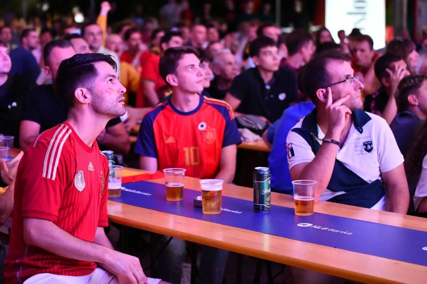 Navijači Španije i Belgije napravili pravi šou u fan zoni "I am from Bosnia"