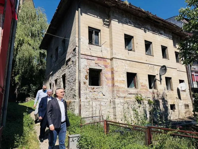 Podrinjska medresa vraća se zvorničkim muslimanima nakon nekoliko decenija