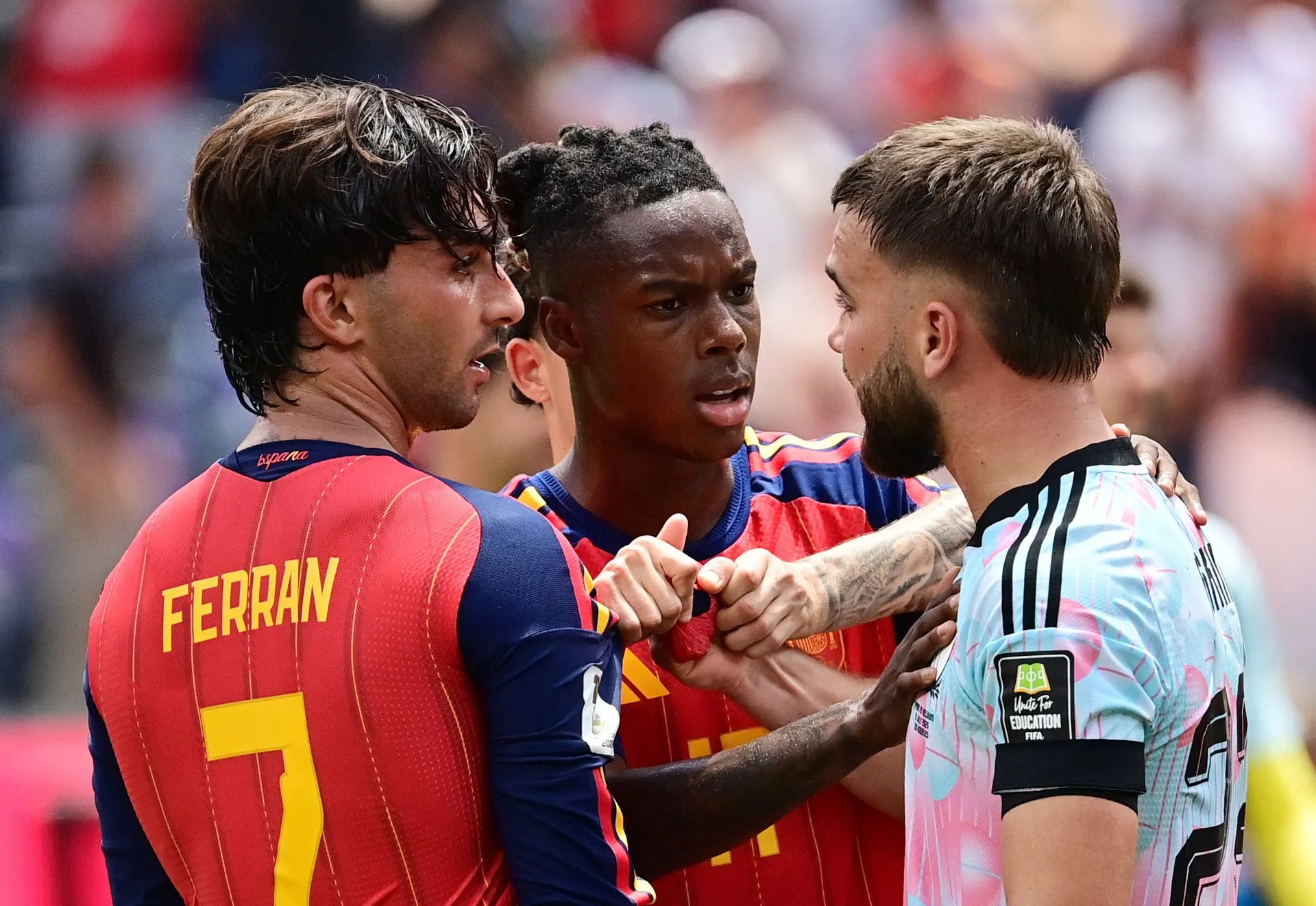 PSG dogovorio uslove s Torresom, Barcelona sprema veliki izlazni posao