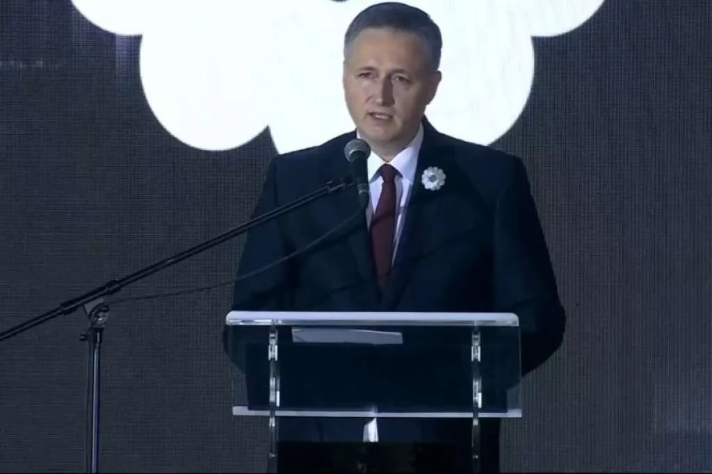 Bećirović: Negatori genocida moraju znati da nas niko neće zaustaviti u potrazi za pravdom
