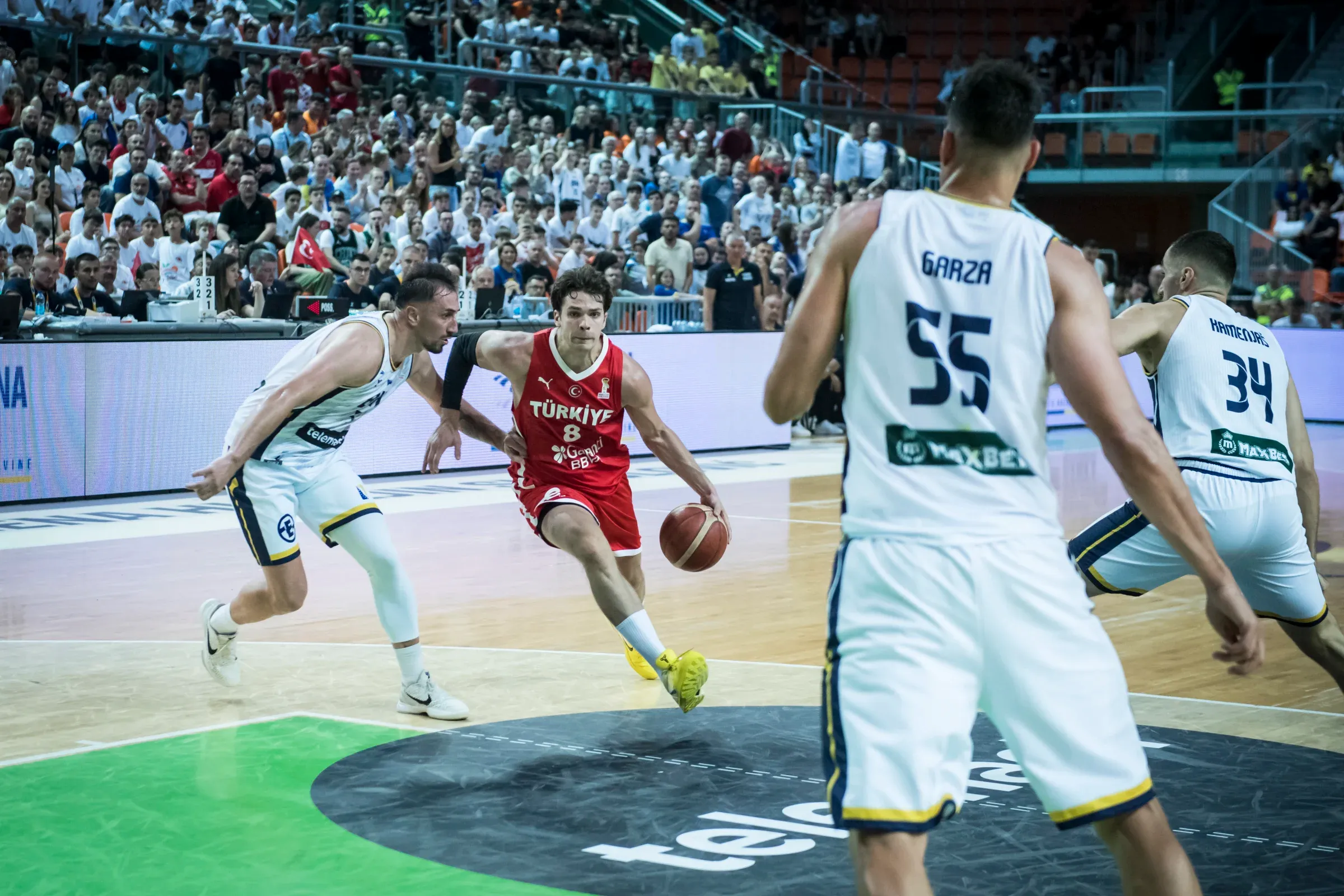 (ZVANIČNO) Tarik Biberović ide u NBA, okončana epizoda u Fenerbahceu