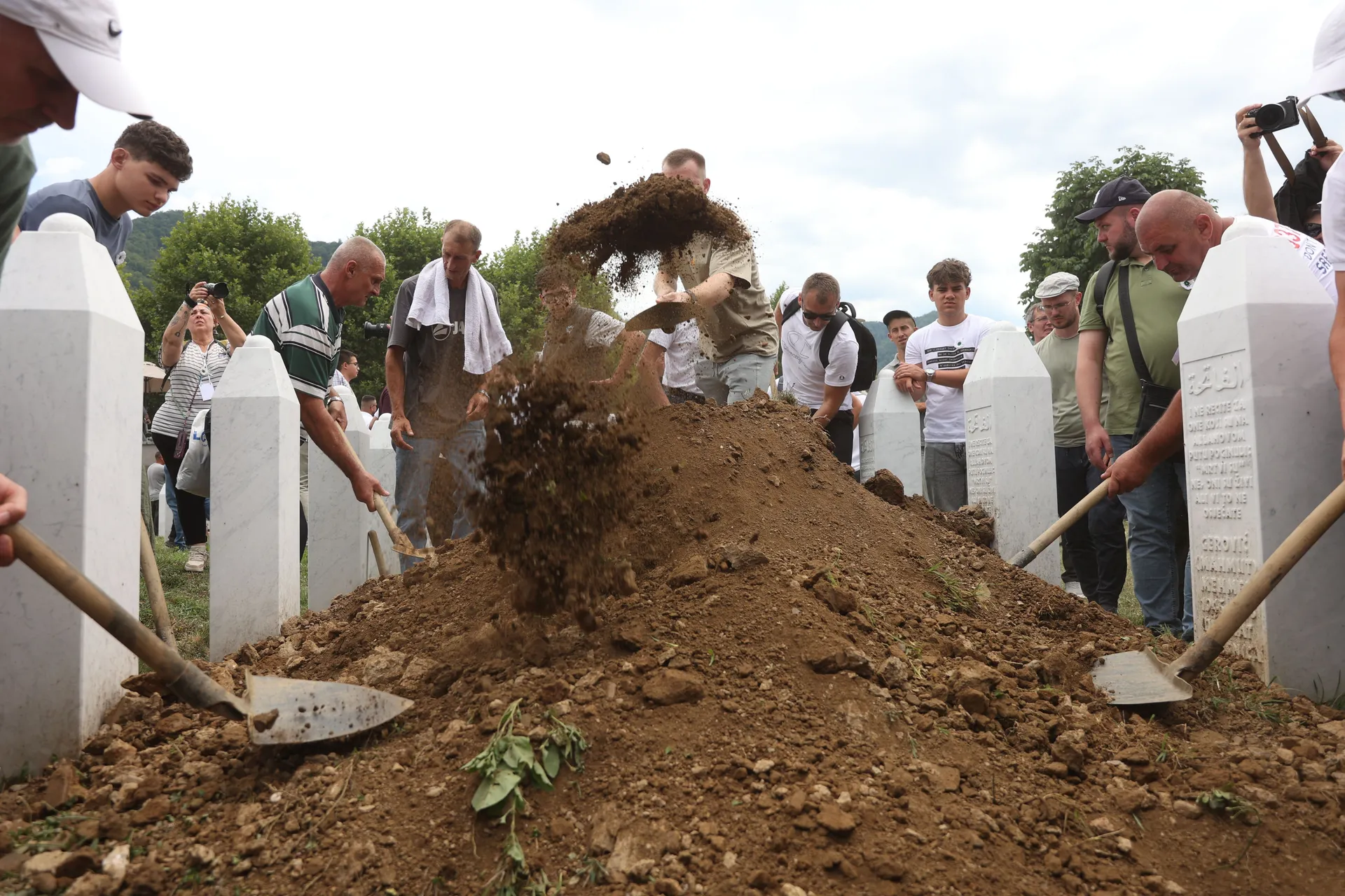 Ukopano 10 žrtava genocida u Srebrenici