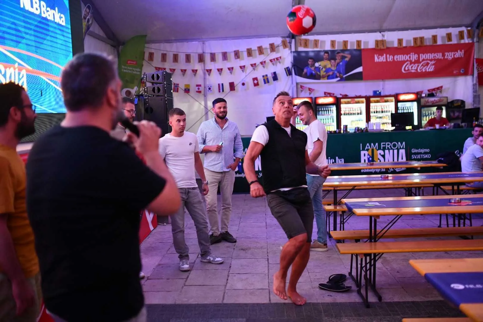 Hydration break, kviz "Oslobodi znanje", fan zona, I am From Bosnia