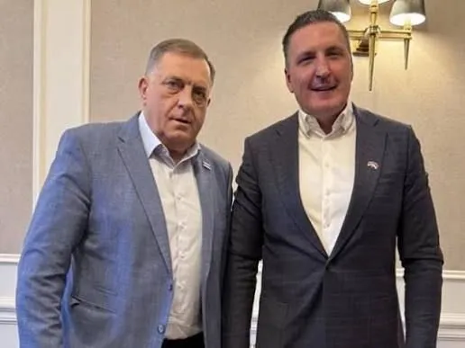 Elek završio političku karijeru, Dodik naredio da bude smijenjen sa svih funkcija?