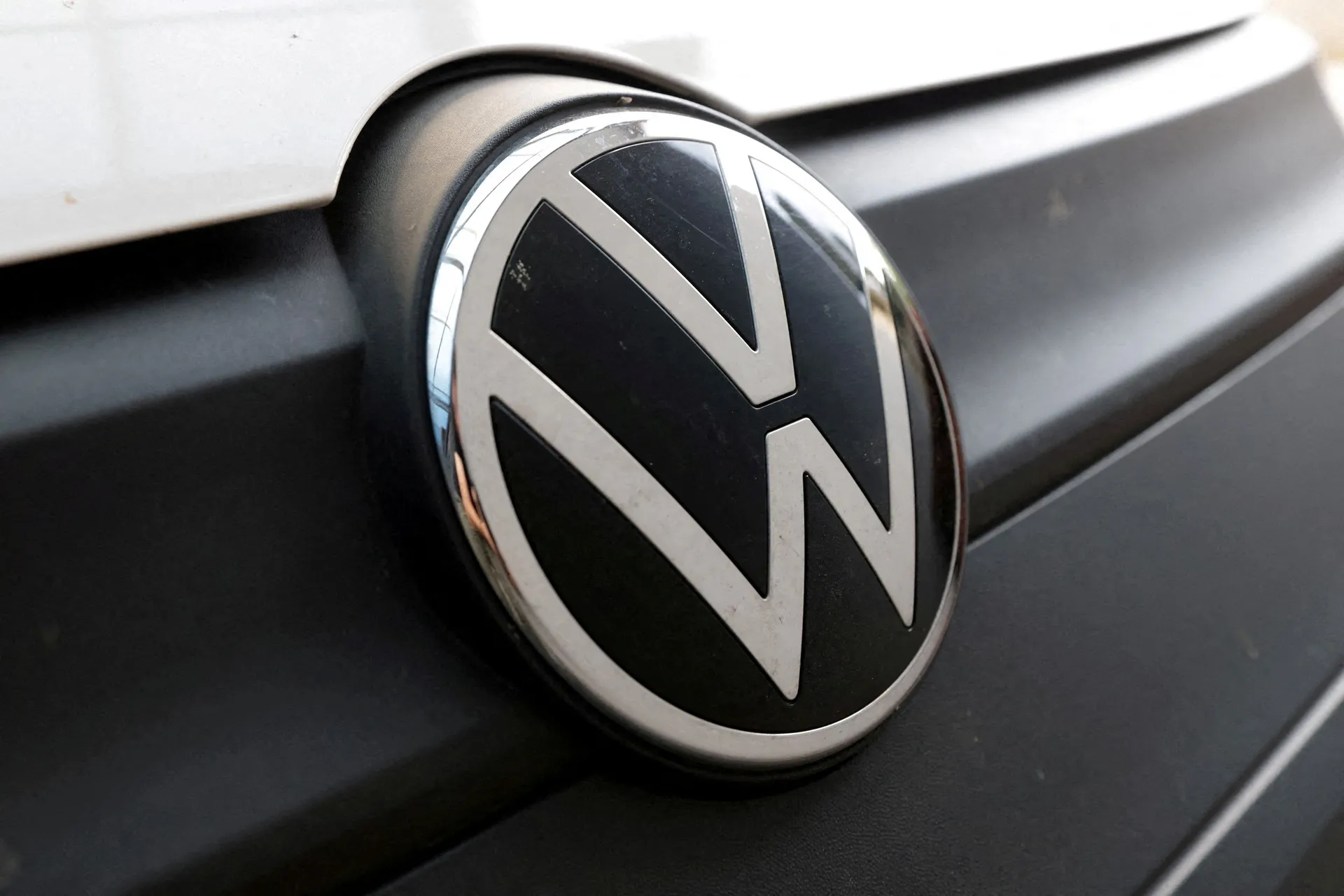Volkswagen je u velikim problemima, sada planiraju otpustiti 50.000 radnika