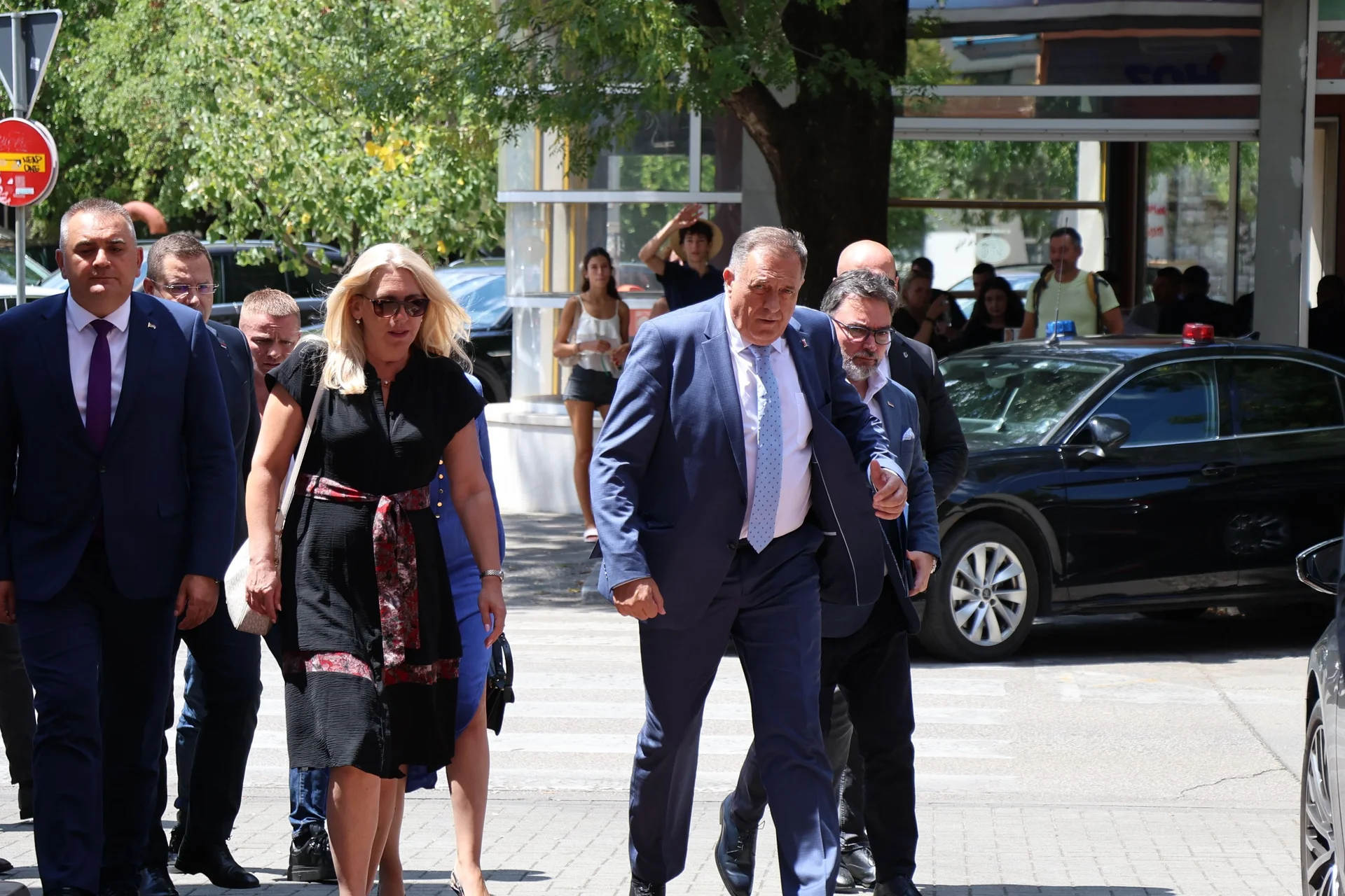 Maksimalistički zahtjevi i ucjenjivačka politika: SNSD traži sve da BiH ne dobije ništa