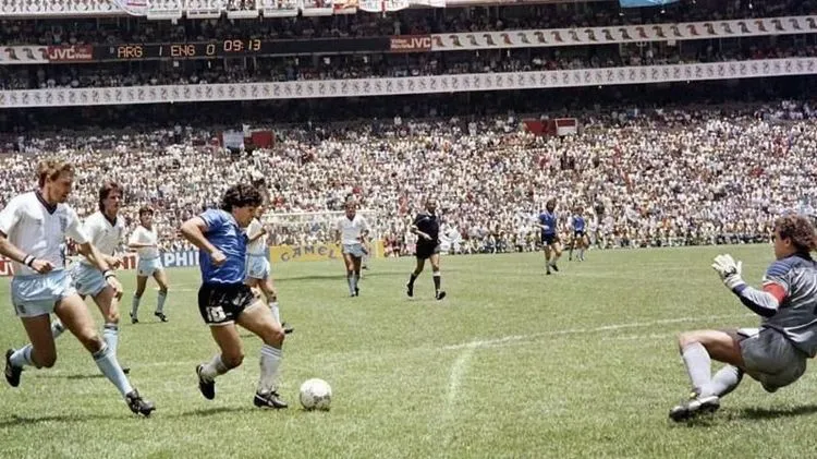 'Božija ruka', Folklandski rat i crveni Bekamu: Rivalstvo Argentine i Engleske
